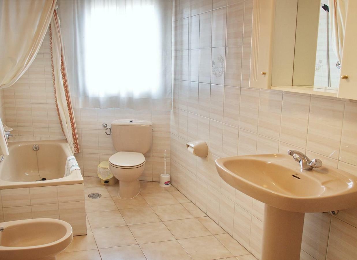 Apartamentos Vacacionales Caracas ซันเชนโช ภายนอก รูปภาพ